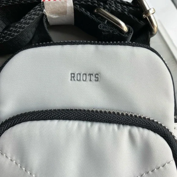 NEW ROOTS Unisex Men's Women's Poly Crossbody Bag Cement Travel Adjustable Strap - Picture 4 of 7